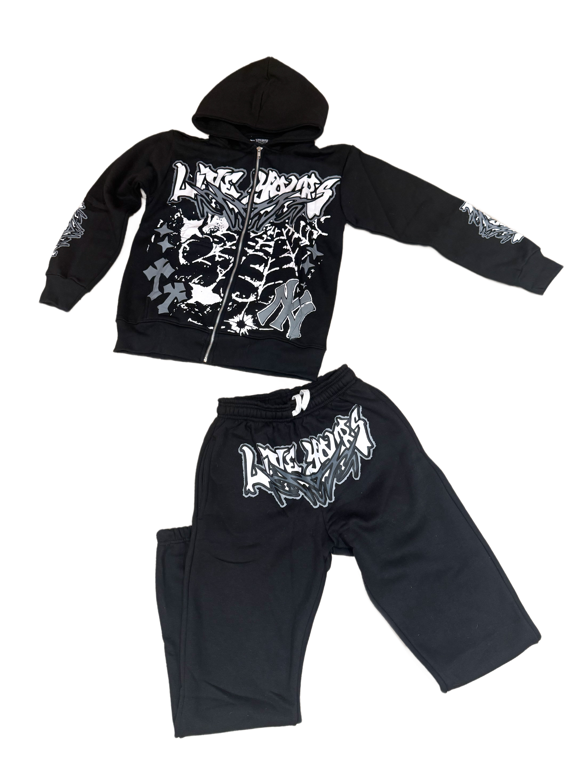 LIVEYOURS BLACK ZIPUP SET