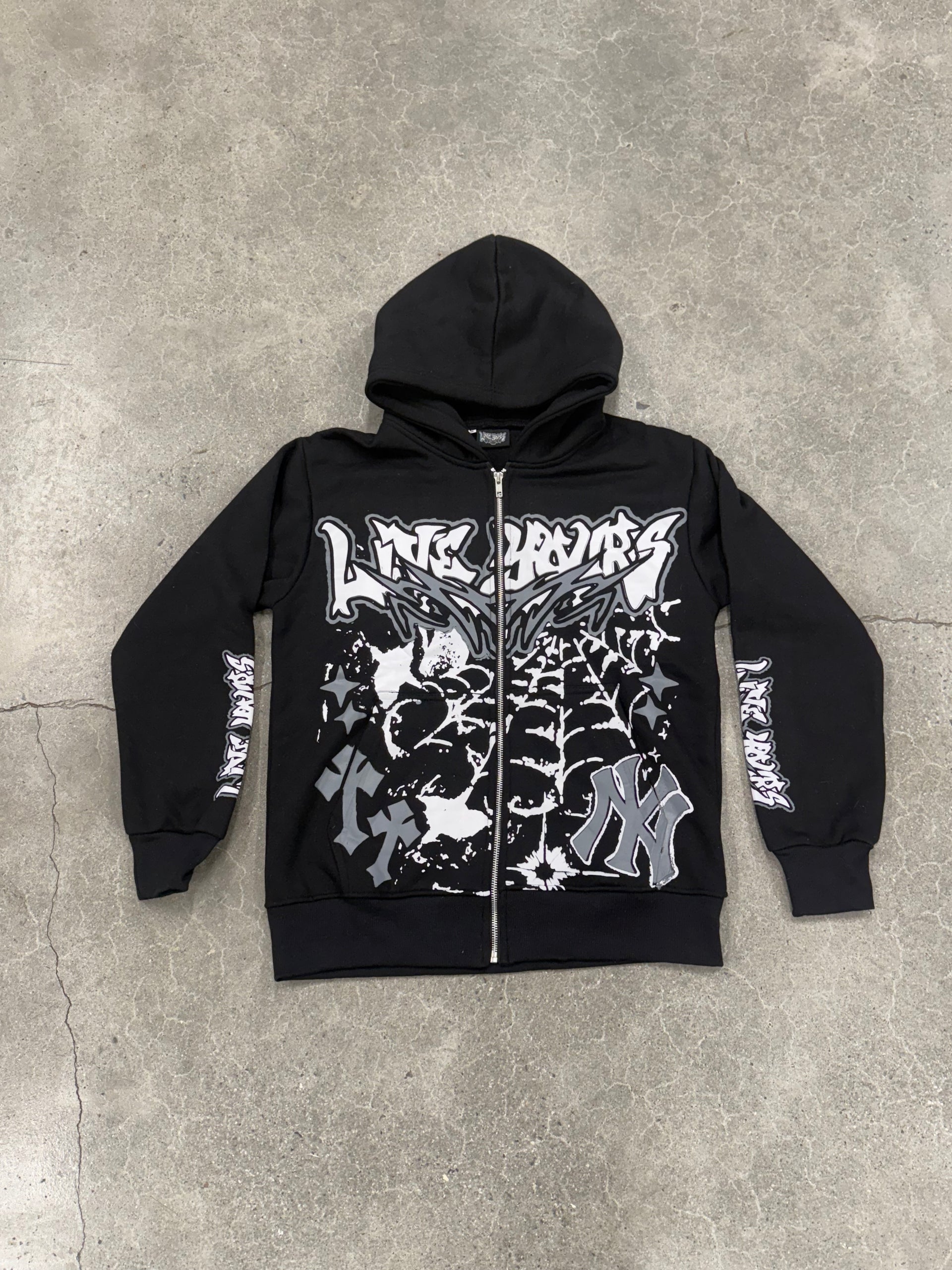 LIVEYOURS BLACK HOODIE